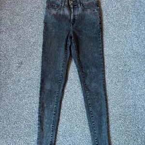 Elegant Dark Gray Skinny Jeans for Women